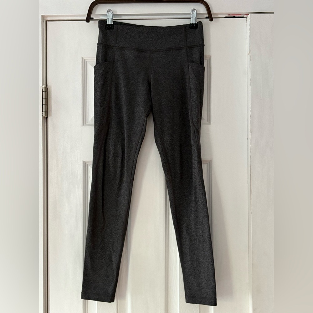 Athleta Charcoal Athletic Leggings Pockets‎ Size Large 12 EUC